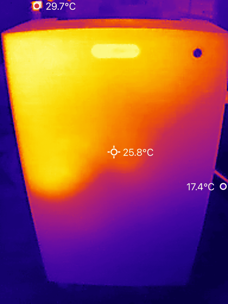 Zendure SolarFlow Mix warmtebeeld voorkant