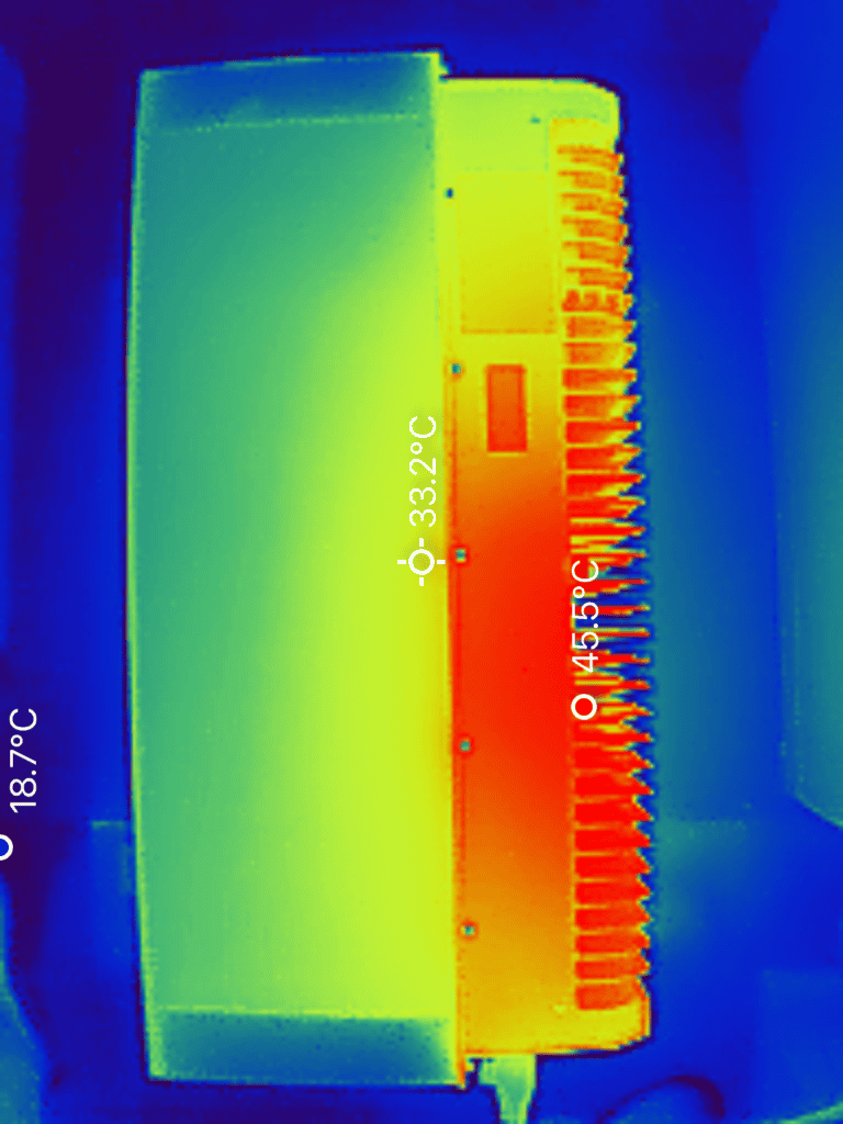 Warmte test Anker SOLIX Max bovenkant