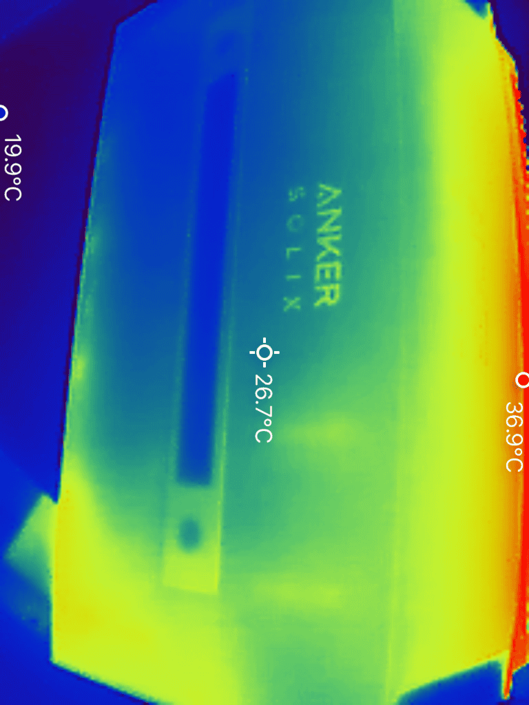 Warmte test Anker SOLIX Max voorkant